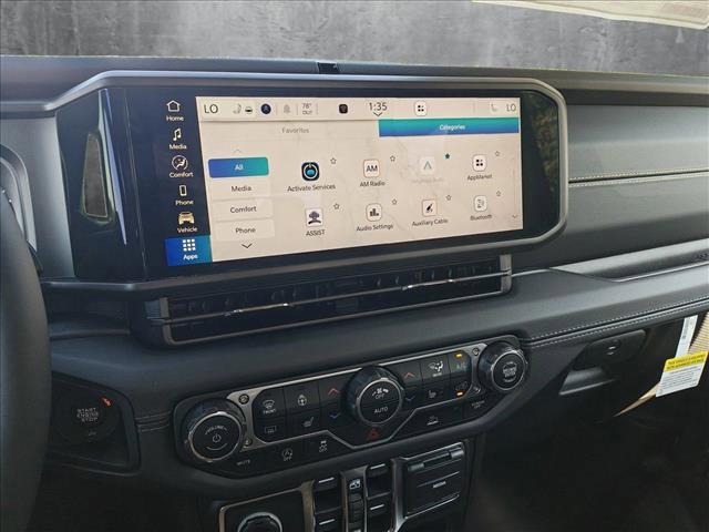 new 2025 Jeep Gladiator car, priced at $46,877