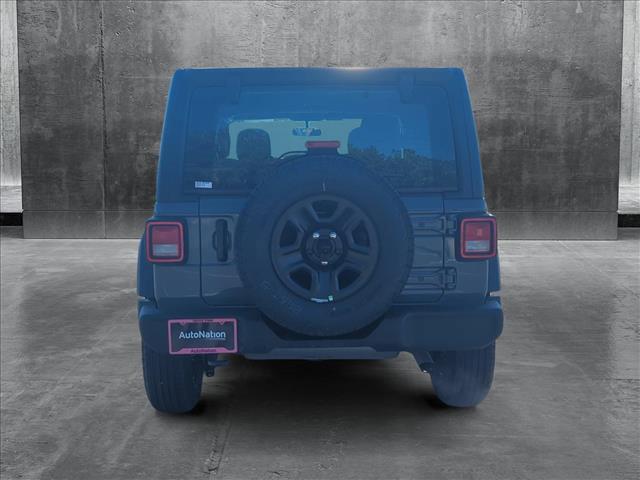 new 2025 Jeep Wrangler car, priced at $40,084