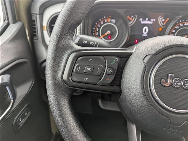 new 2025 Jeep Gladiator car, priced at $39,950