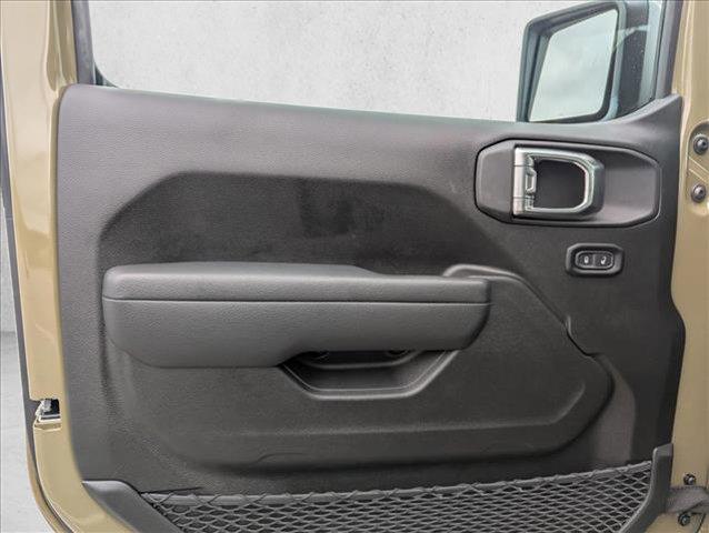 new 2025 Jeep Gladiator car, priced at $39,950