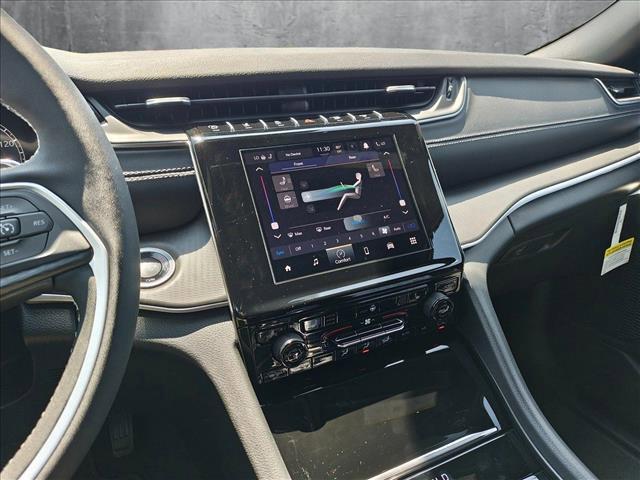 new 2025 Jeep Grand Cherokee L car, priced at $40,801