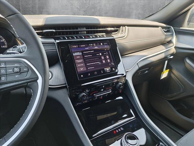 new 2025 Jeep Grand Cherokee L car, priced at $40,801