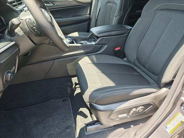 new 2025 Jeep Grand Cherokee L car, priced at $40,801