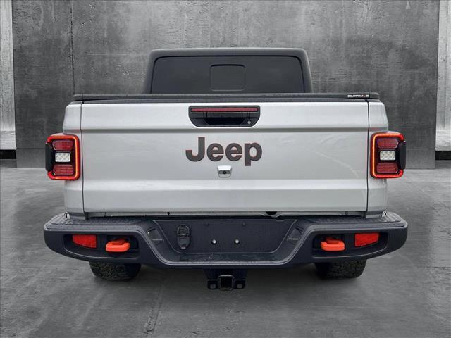 used 2022 Jeep Gladiator car, priced at $39,040