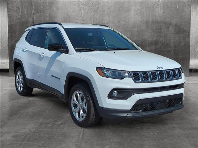 new 2024 Jeep Compass car, priced at $26,500