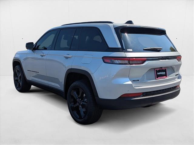 new 2025 Jeep Grand Cherokee car, priced at $49,000