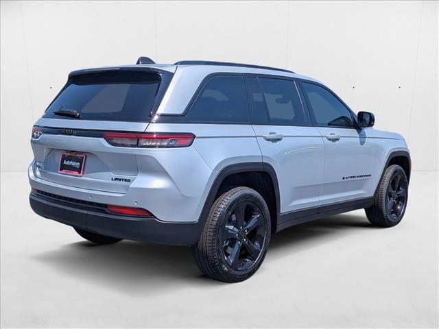new 2025 Jeep Grand Cherokee car, priced at $49,000