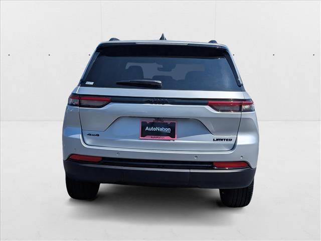 new 2025 Jeep Grand Cherokee car, priced at $49,000