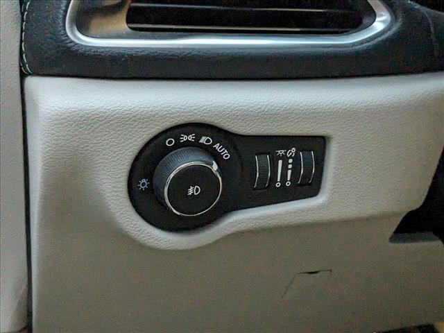 used 2021 Chrysler Pacifica Hybrid car, priced at $20,369