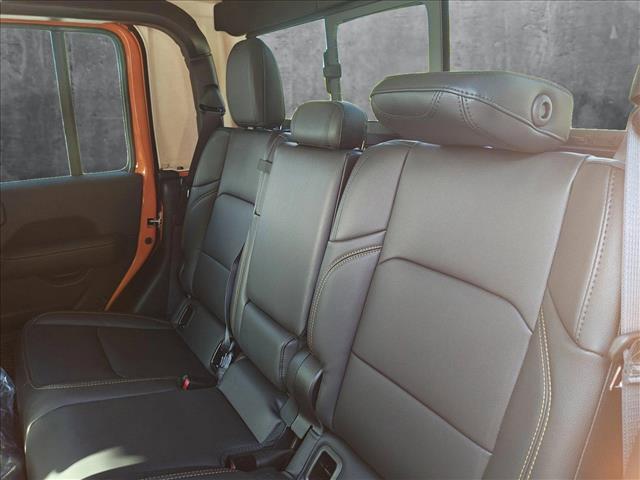 new 2025 Jeep Gladiator car, priced at $47,147