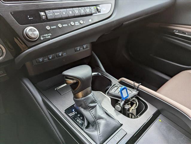 used 2025 Lexus ES 350 car, priced at $44,751