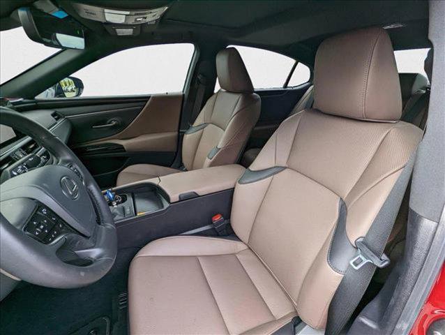 used 2025 Lexus ES 350 car, priced at $40,769