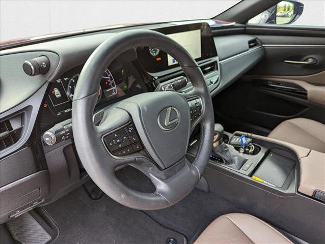 used 2025 Lexus ES 350 car, priced at $40,769