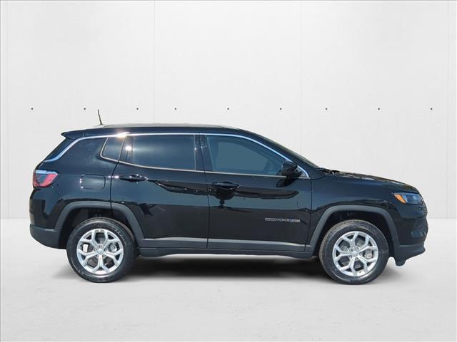 new 2024 Jeep Compass car, priced at $28,624