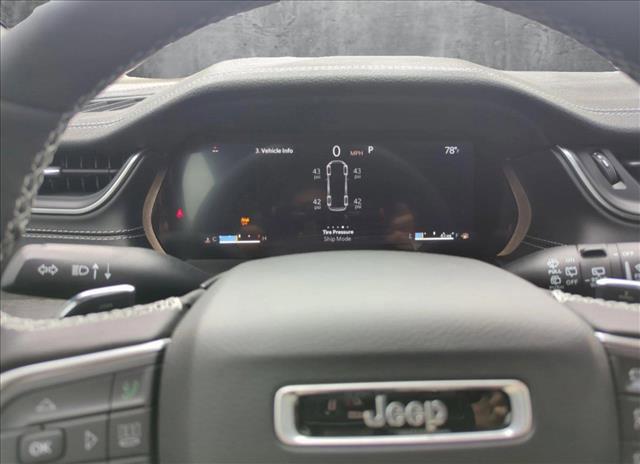 new 2025 Jeep Grand Cherokee L car, priced at $51,395