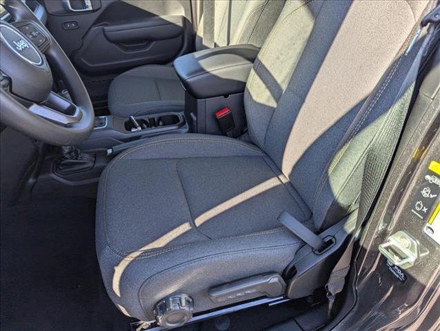 new 2025 Jeep Gladiator car, priced at $41,500