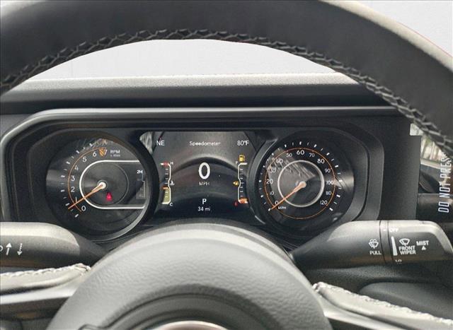 new 2025 Jeep Gladiator car, priced at $43,450