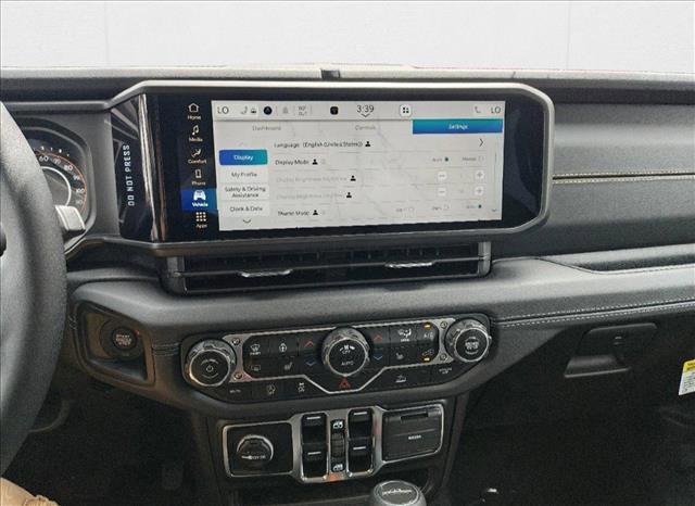 new 2025 Jeep Gladiator car, priced at $43,450