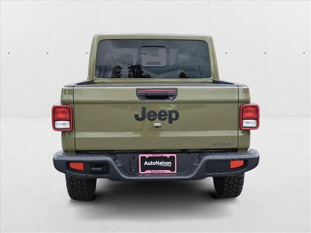 new 2025 Jeep Gladiator car, priced at $43,450
