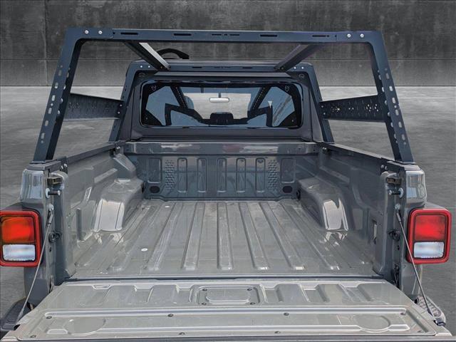 used 2022 Jeep Gladiator car, priced at $38,401