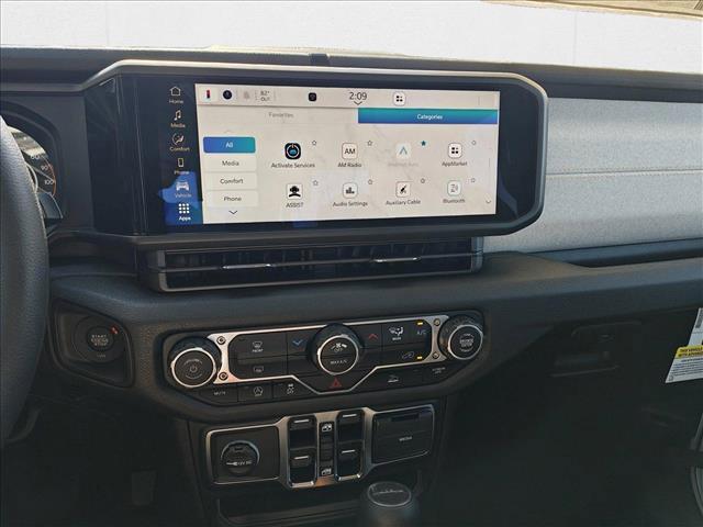 new 2025 Jeep Gladiator car, priced at $39,321
