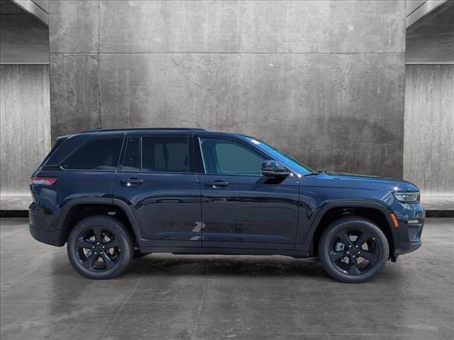 new 2024 Jeep Grand Cherokee car, priced at $47,445