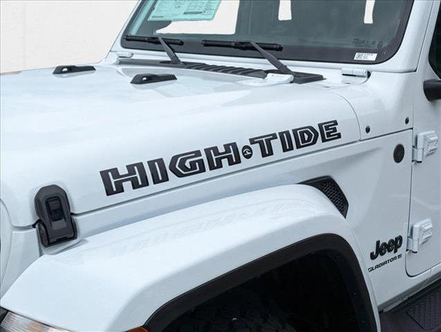 new 2025 Jeep Gladiator car, priced at $44,991