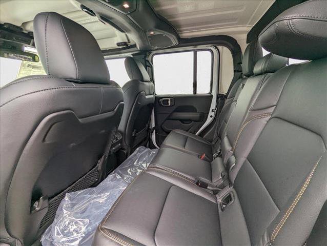 new 2025 Jeep Gladiator car, priced at $44,991