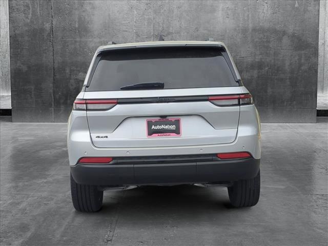 new 2025 Jeep Grand Cherokee car, priced at $43,809