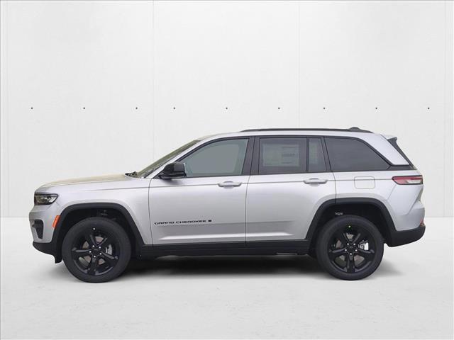 new 2025 Jeep Grand Cherokee car, priced at $44,999