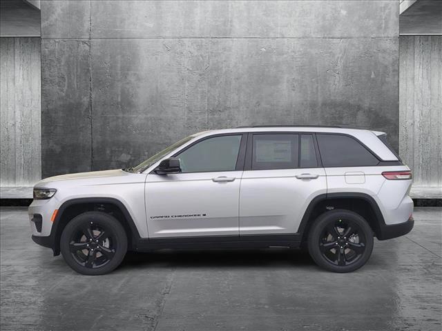 new 2025 Jeep Grand Cherokee car, priced at $43,809