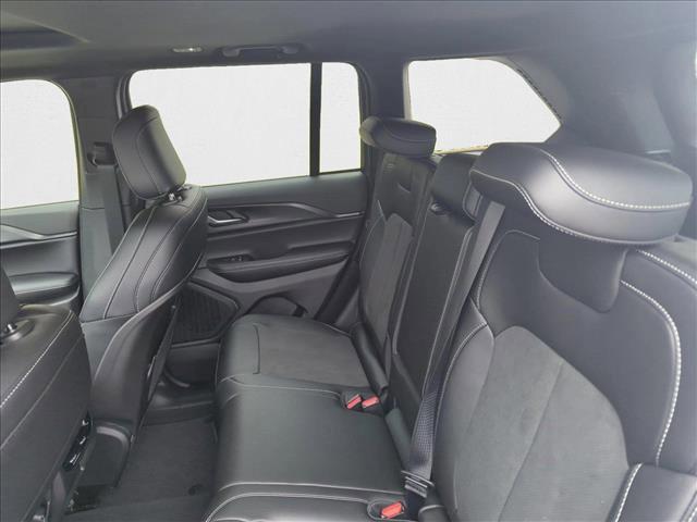 new 2025 Jeep Grand Cherokee car, priced at $44,999