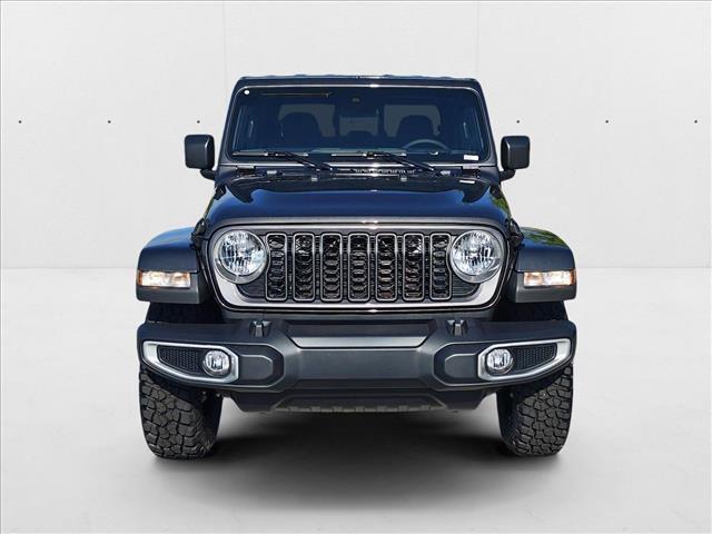 new 2025 Jeep Gladiator car, priced at $43,450