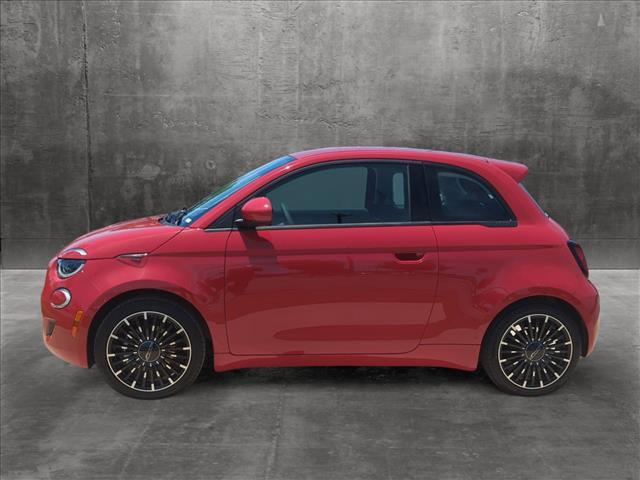 new 2024 FIAT 500e car, priced at $34,095