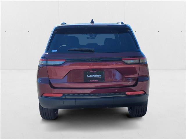 new 2025 Jeep Grand Cherokee car, priced at $40,300