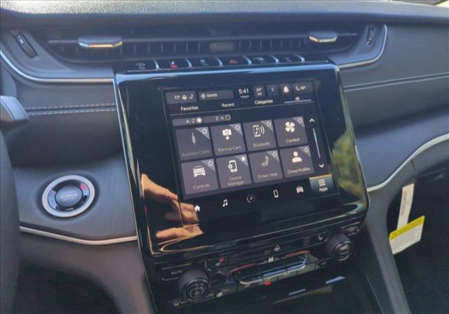 new 2025 Jeep Grand Cherokee car, priced at $44,349