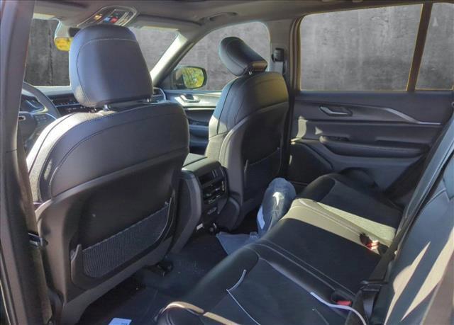 new 2025 Jeep Grand Cherokee car, priced at $44,349