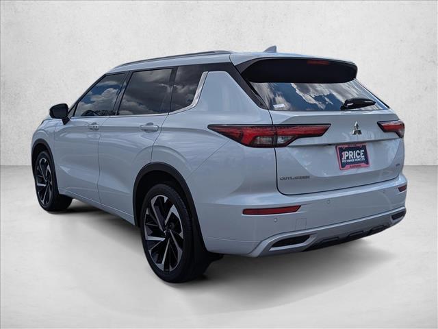 used 2023 Mitsubishi Outlander car, priced at $27,401