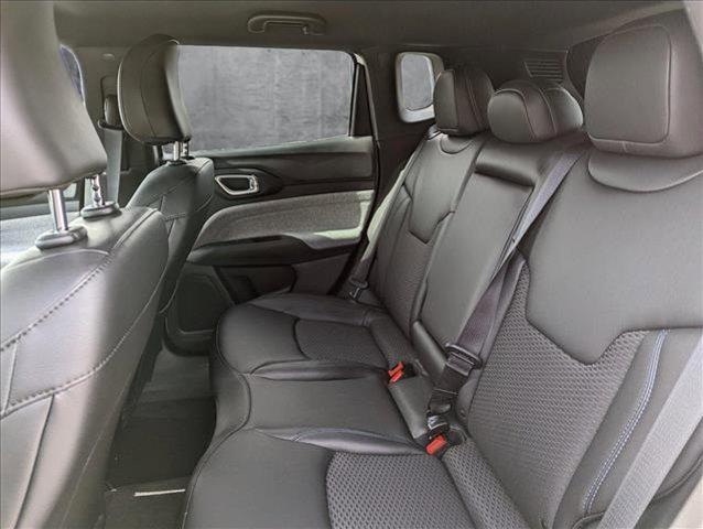 new 2025 Jeep Compass car, priced at $27,999