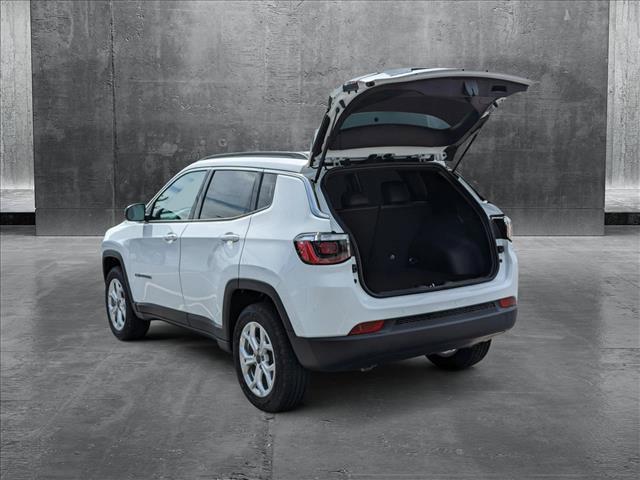 new 2025 Jeep Compass car, priced at $27,999