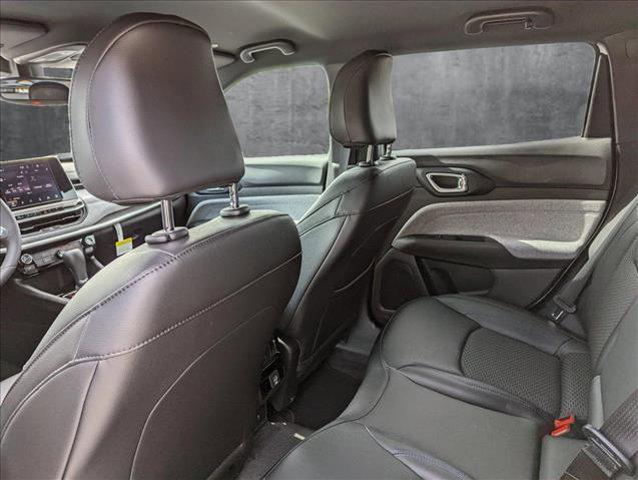 new 2025 Jeep Compass car, priced at $27,999