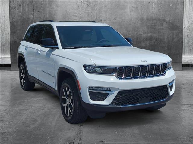 new 2025 Jeep Grand Cherokee car, priced at $47,715