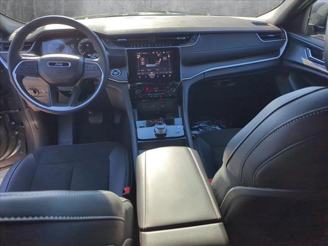 new 2025 Jeep Grand Cherokee car, priced at $41,751