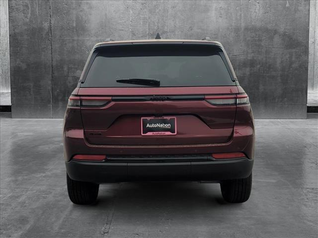 new 2025 Jeep Grand Cherokee car, priced at $42,329