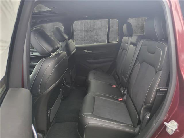 new 2025 Jeep Grand Cherokee car, priced at $42,329