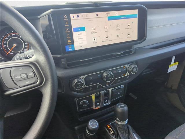 new 2025 Jeep Wrangler car, priced at $36,589