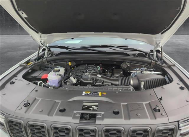 new 2025 Jeep Grand Cherokee car, priced at $41,793