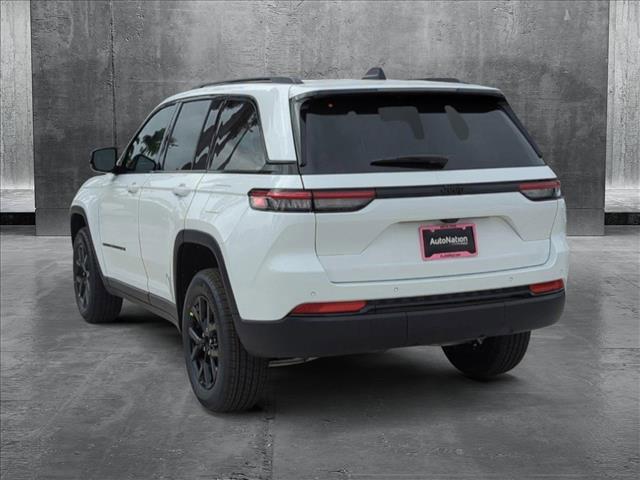 new 2025 Jeep Grand Cherokee car, priced at $41,793