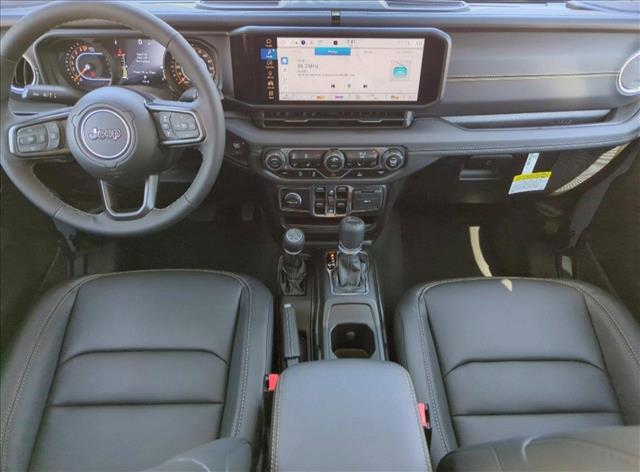 new 2025 Jeep Gladiator car, priced at $41,150