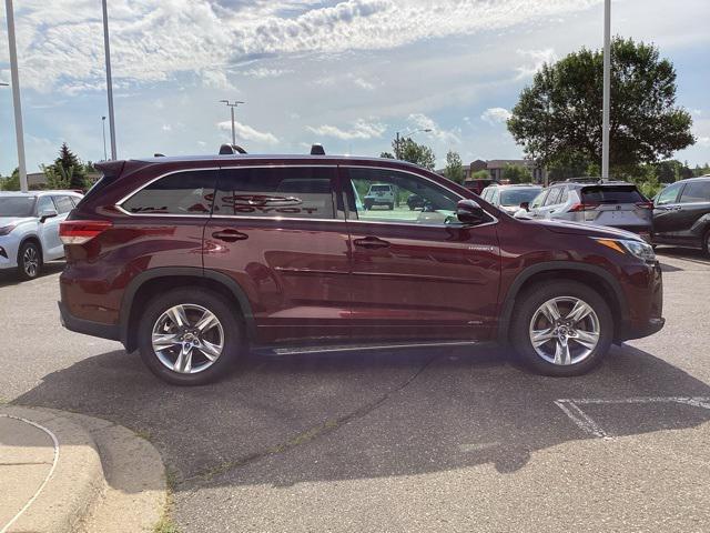 used 2017 Toyota Highlander Hybrid car, priced at $27,499